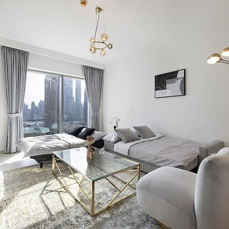 Downtown - Burj Khalifa Facing - 2 Bed Luxe Apartment دبي المظهر الخارجي الصورة
