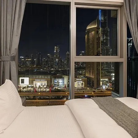Downtown - Burj Khalifa Facing - 2 Bed Luxe Apartment دبي المظهر الخارجي الصورة