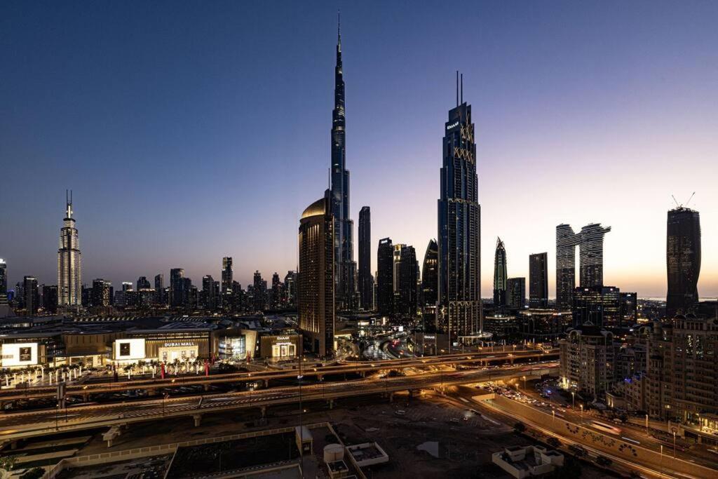 شقة Downtown - Burj Khalifa Facing - 2 Bed Luxe دبي