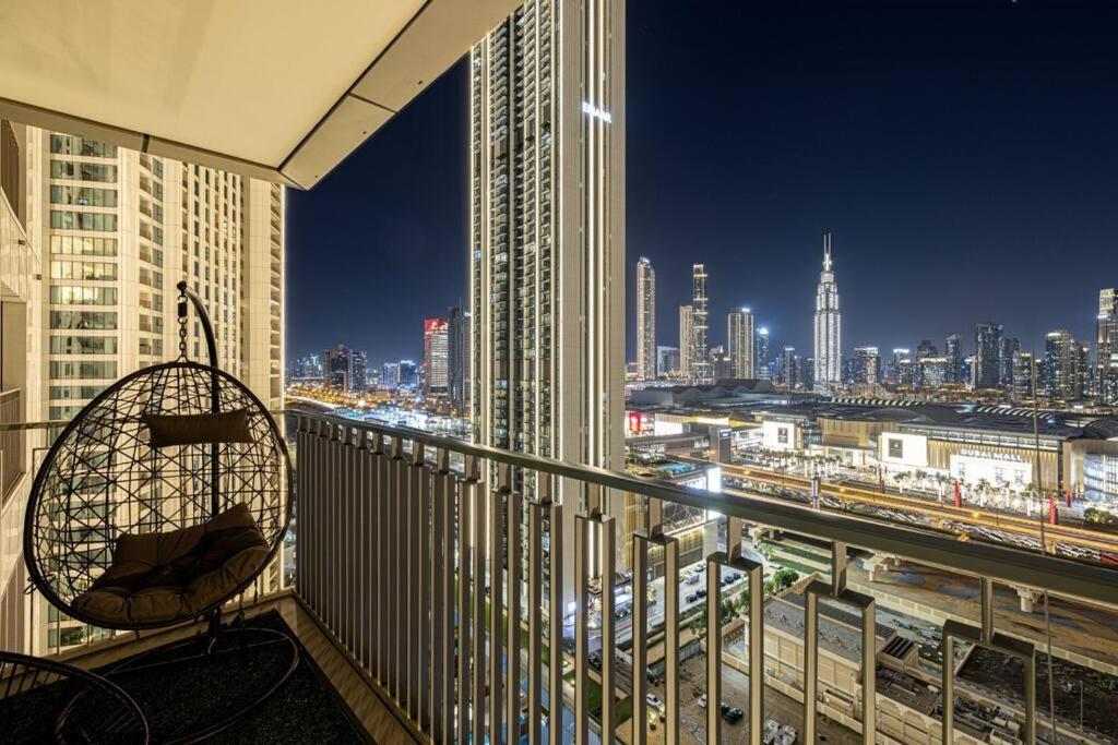 Downtown - Burj Khalifa Facing - 2 Bed Luxe * دبي