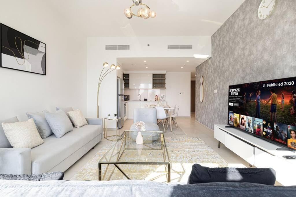Downtown - Burj Khalifa Facing - 2 Bed Luxe دبي